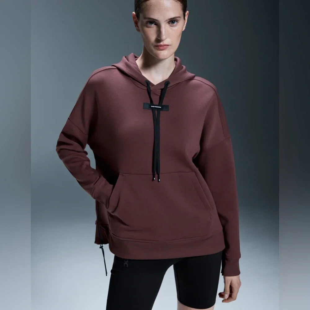 *New* On Running Hoodie in Mulberry, Size XS - Picture 1 of 10